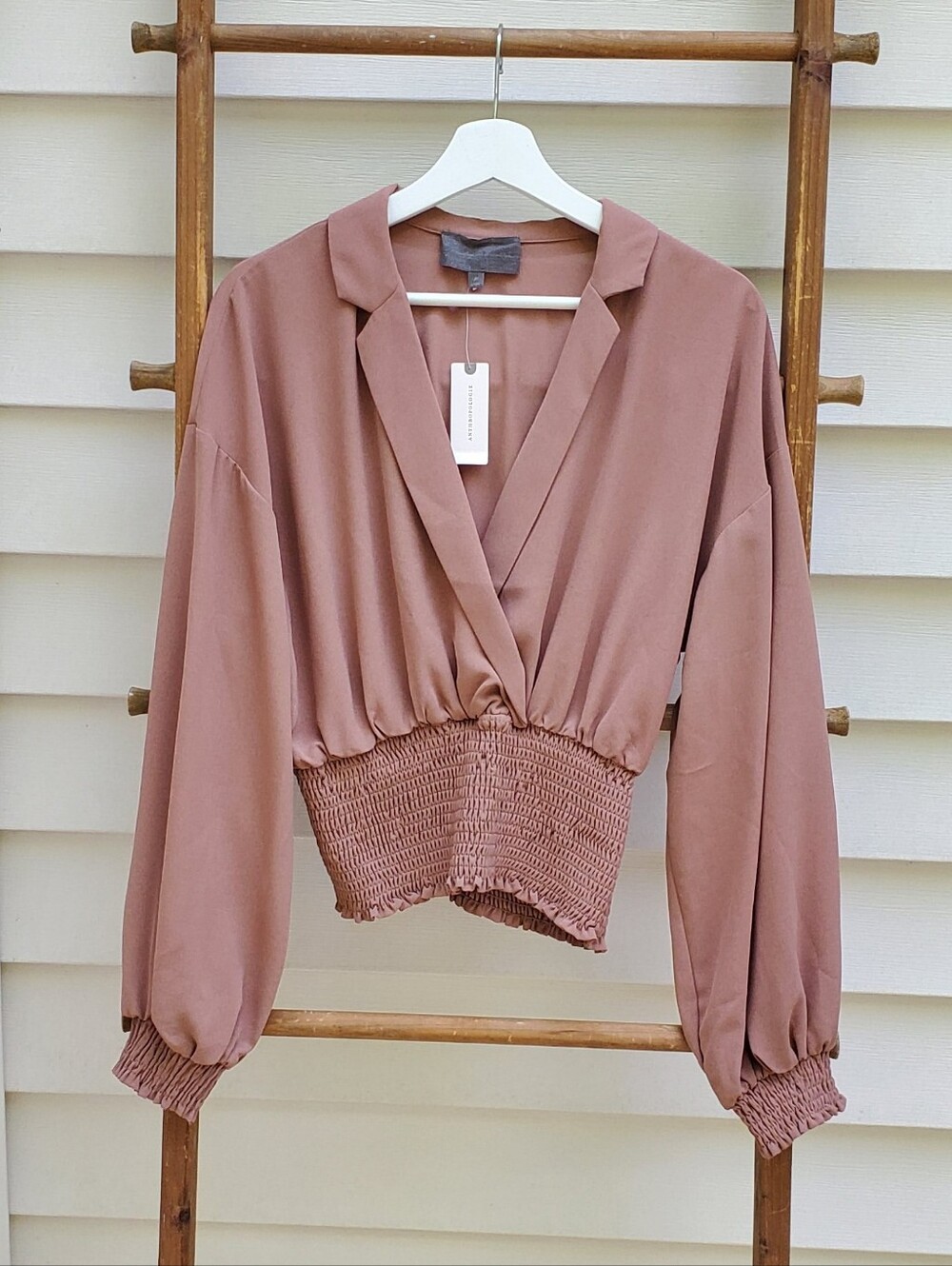 NEW! Anthropologie Sunday In Brooklyn Elegant Smocked-Waist Blouse Size M - Picture 4 of 9